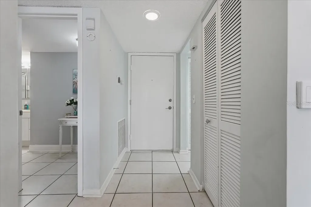 401 Mariner Drive Tarpon Springs FL 34689