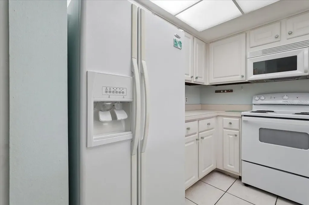 401 Mariner Drive Tarpon Springs FL 34689