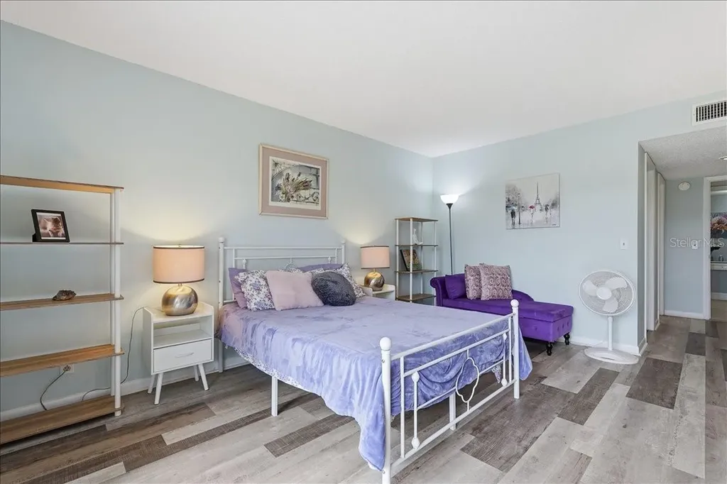 401 Mariner Drive Tarpon Springs FL 34689