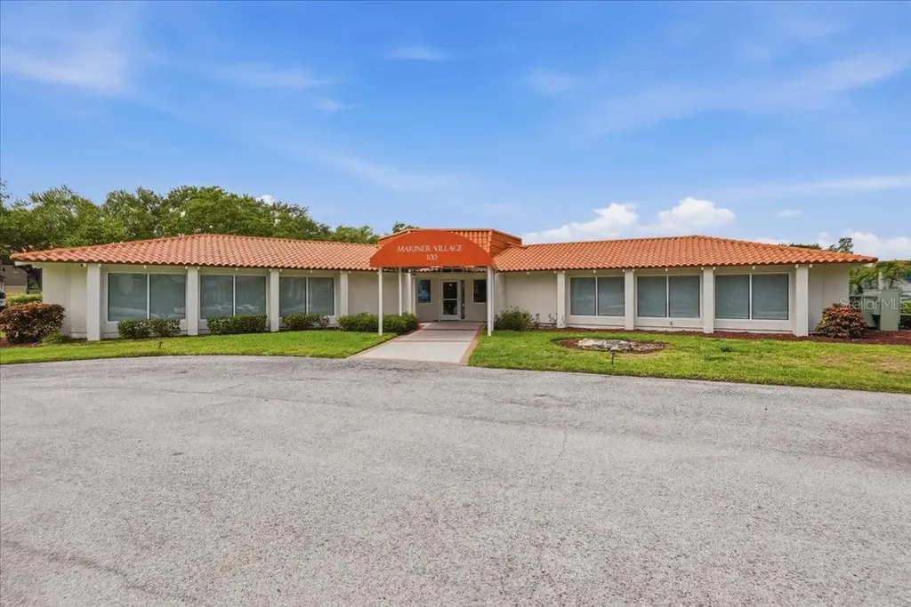 401 Mariner Drive Tarpon Springs FL 34689