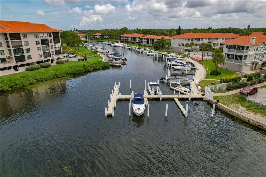 401 Mariner Drive Tarpon Springs FL 34689