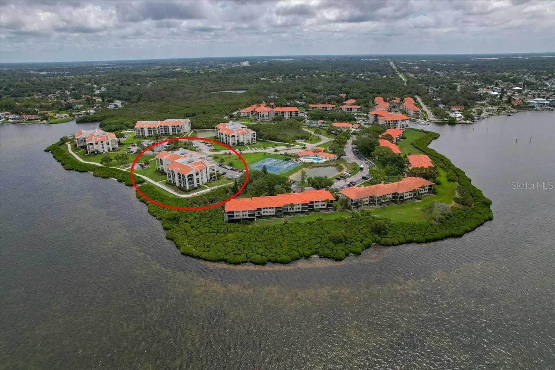401 Mariner Drive Tarpon Springs FL 34689