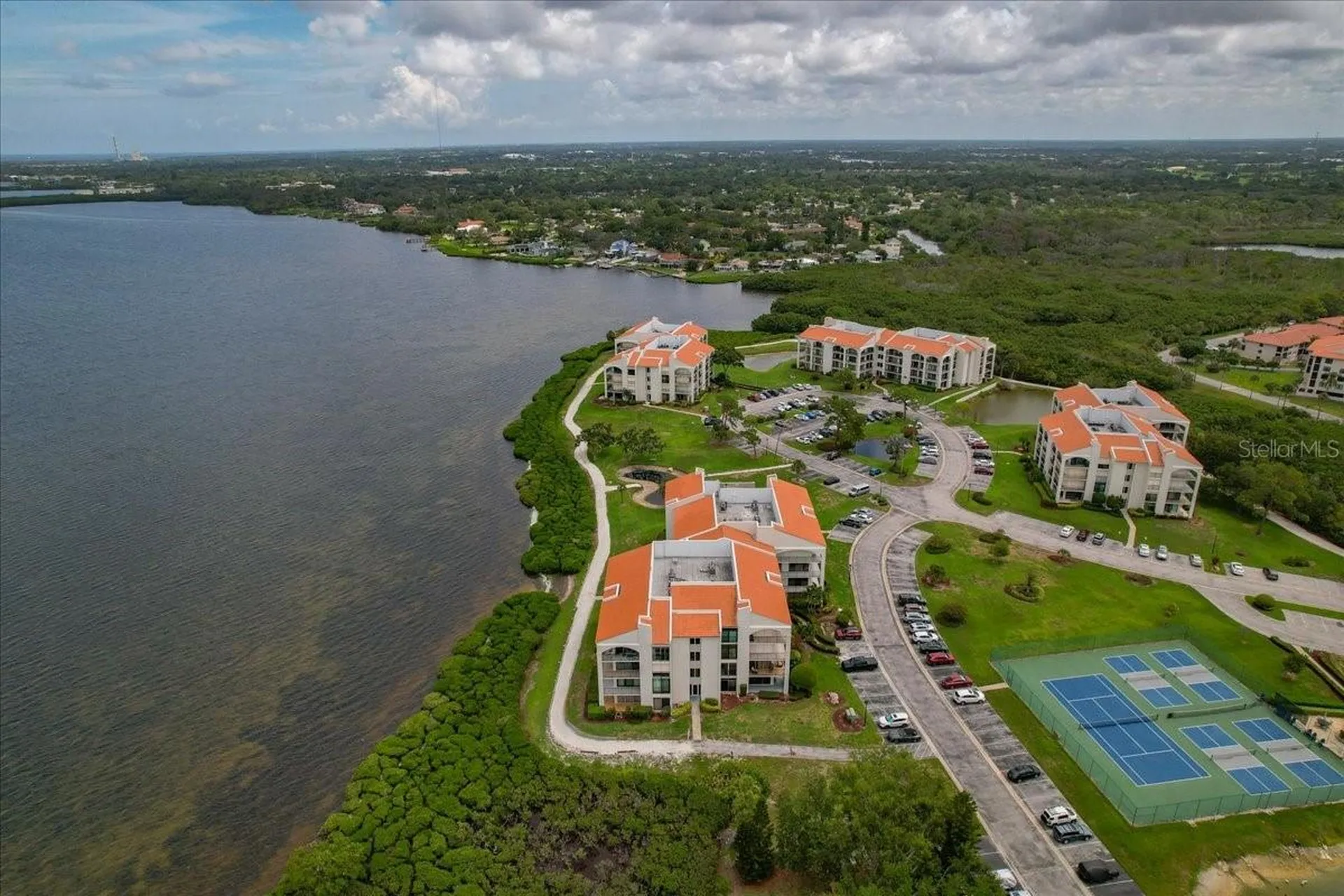 401 Mariner Drive Tarpon Springs FL 34689
