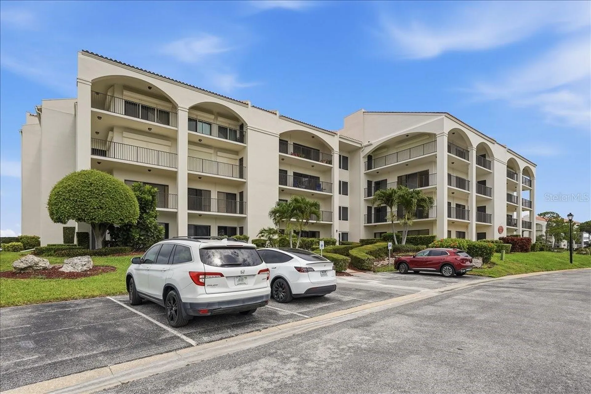 401 Mariner Drive Tarpon Springs FL 34689