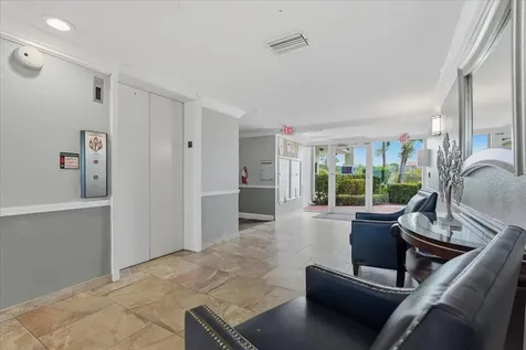 401 Mariner Drive Tarpon Springs FL 34689