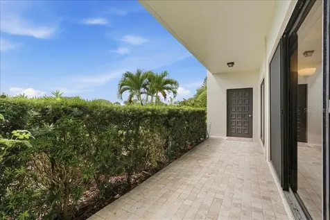 401 Mariner Drive Tarpon Springs FL 34689