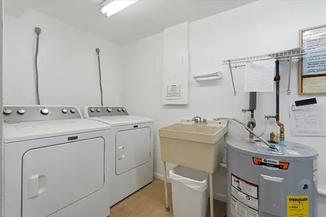 401 Mariner Drive Tarpon Springs FL 34689