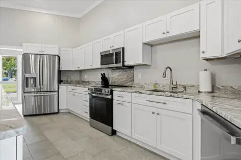 401 Mariner Drive Tarpon Springs FL 34689