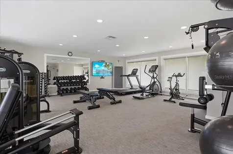 401 Mariner Drive Tarpon Springs FL 34689