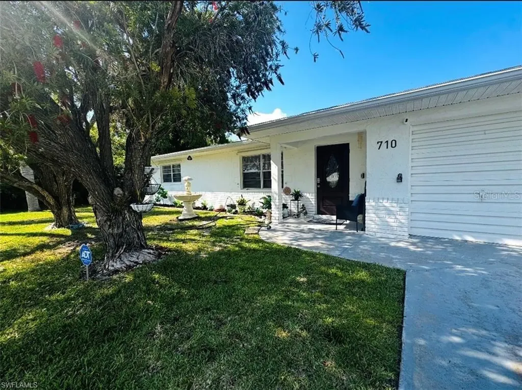 710 Aqui Esta Drive Punta Gorda FL 33950
