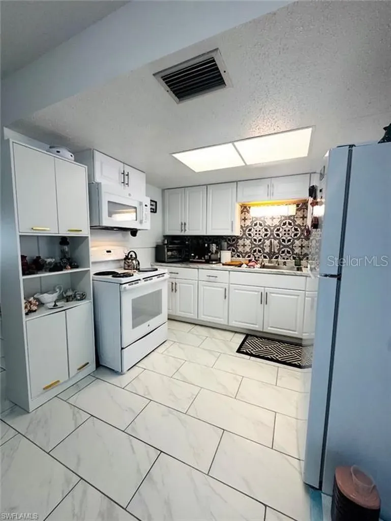 710 Aqui Esta Drive Punta Gorda FL 33950