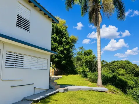 32 Calle Teresa Negrón Bo. Naranjales Mayaguez PR 00680