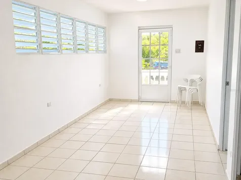 32 Calle Teresa Negrón Bo. Naranjales Mayaguez PR 00680