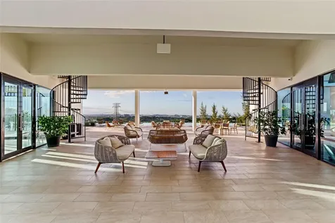 111 Granate Guaynabo PR 00971