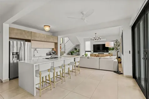 111 Granate Guaynabo PR 00971