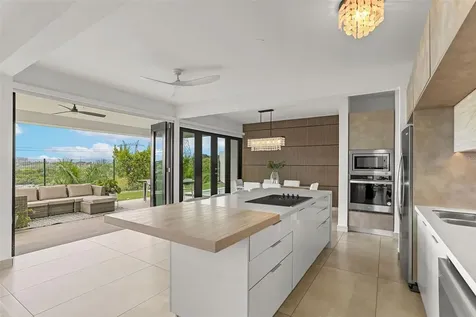 111 Granate Guaynabo PR 00971