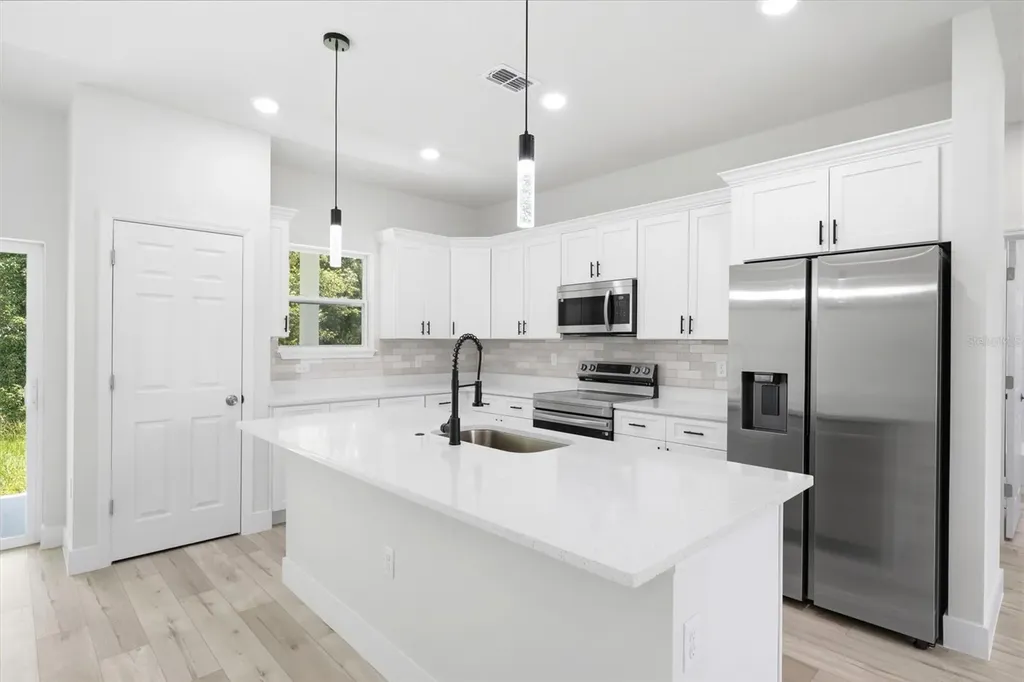 8511 N Golfview Drive Citrus Springs FL 34434