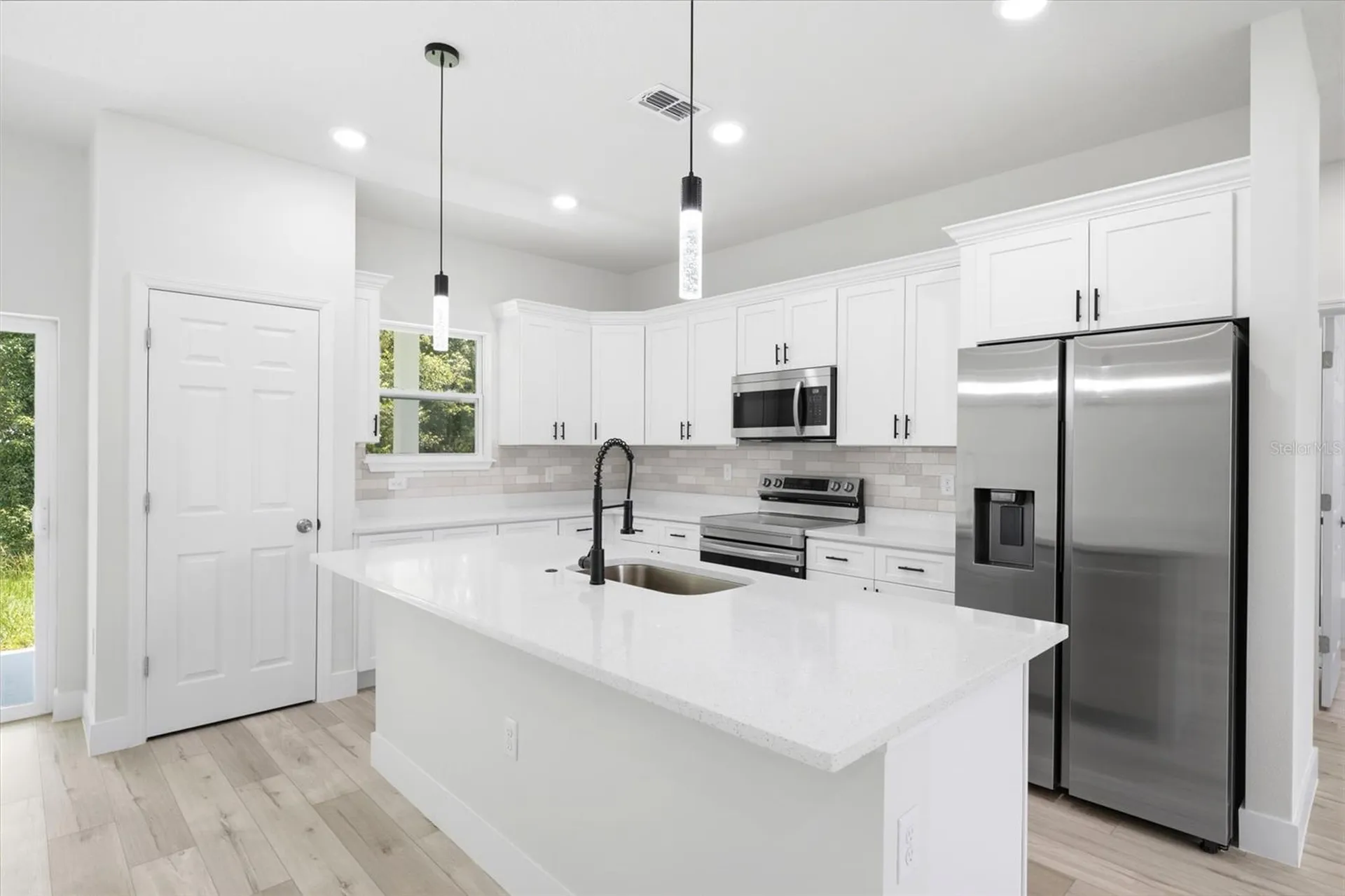 8511 N Golfview Drive Citrus Springs FL 34434