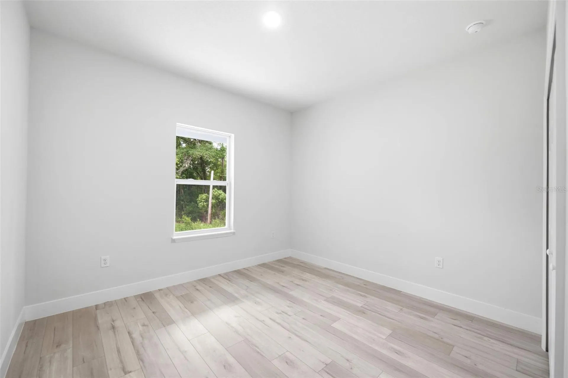 8511 N Golfview Drive Citrus Springs FL 34434