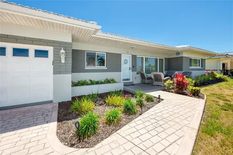106 19th Street Belleair Beach FL 33786