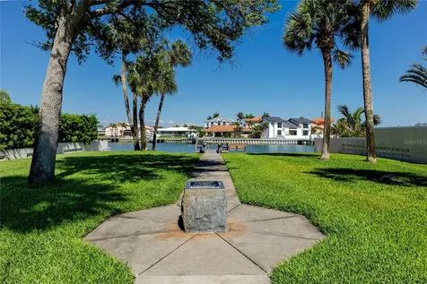 106 19th Street Belleair Beach FL 33786