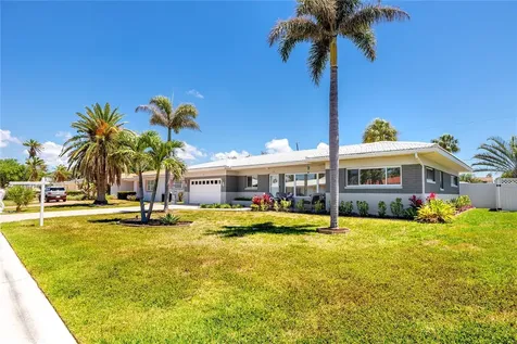 106 19th Street Belleair Beach FL 33786