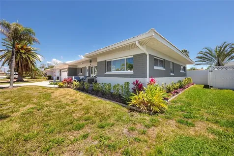 106 19th Street Belleair Beach FL 33786