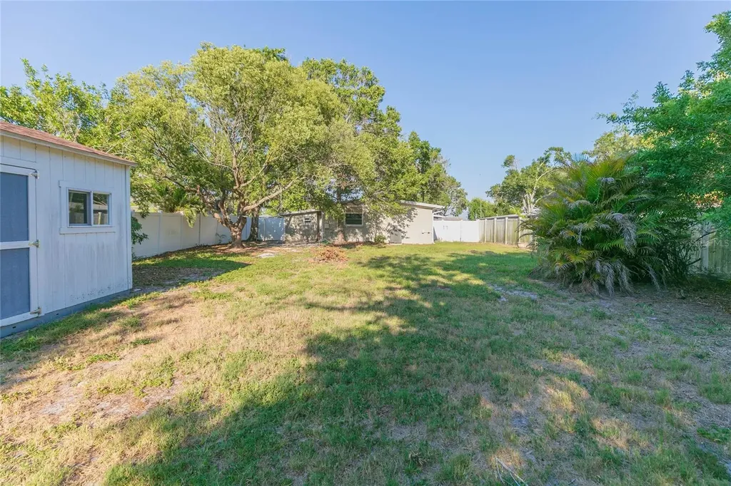 6321 S Renellie Court Tampa FL 33616