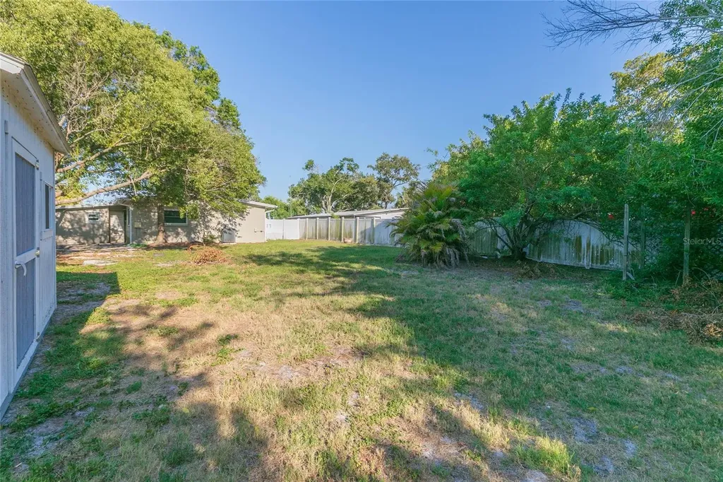 6321 S Renellie Court Tampa FL 33616