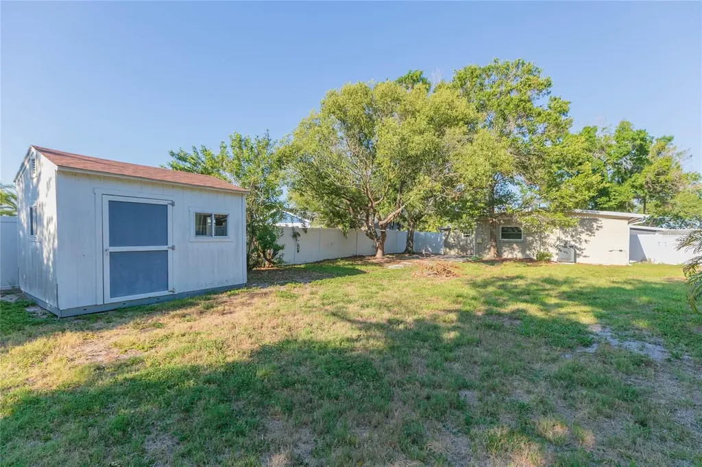 6321 S Renellie Court Tampa FL 33616