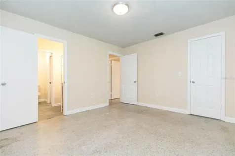 6321 S Renellie Court Tampa FL 33616