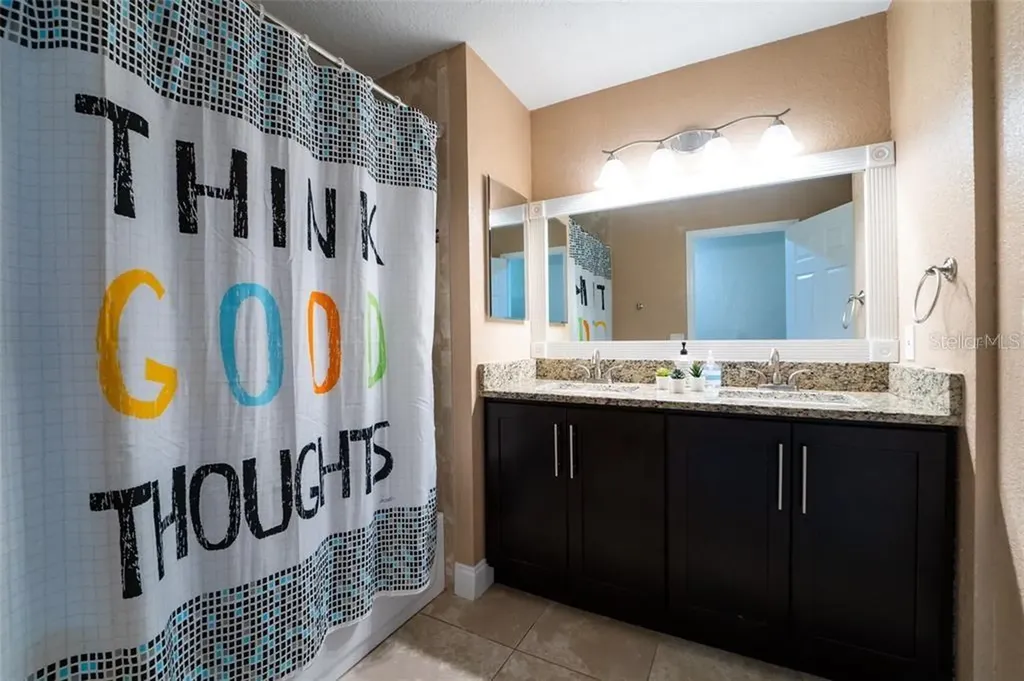 4627 Woodlot Court Orlando FL 32835