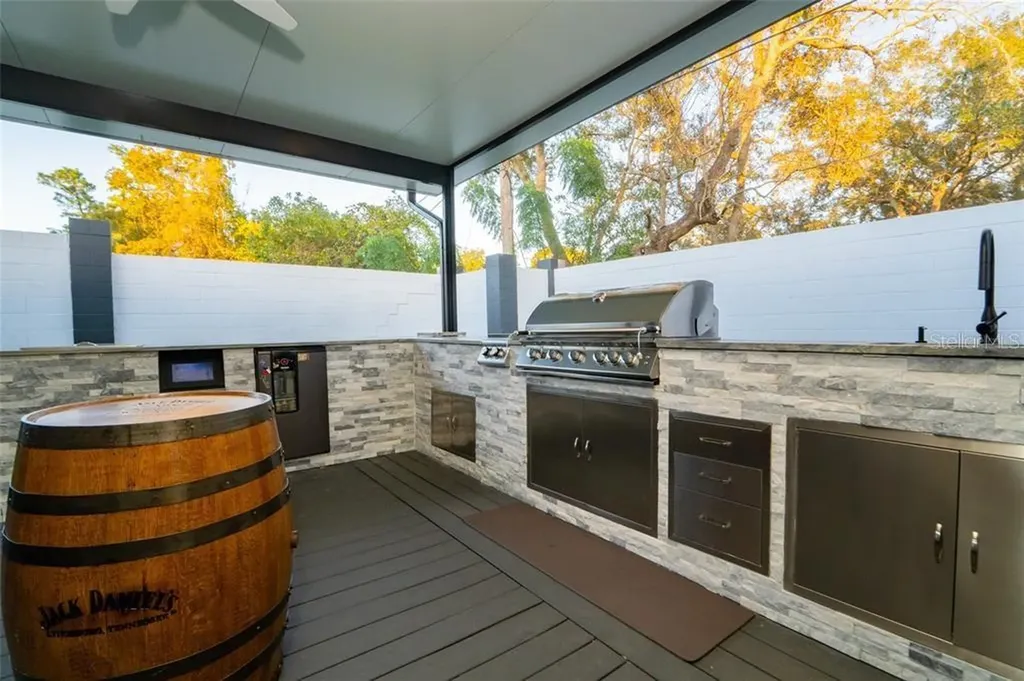 4627 Woodlot Court Orlando FL 32835