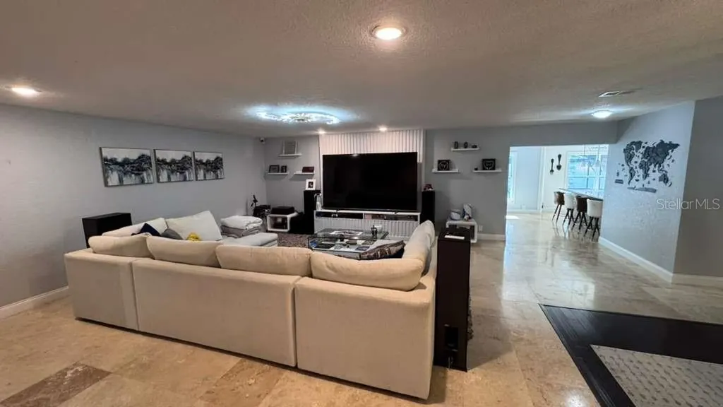 4627 Woodlot Court Orlando FL 32835