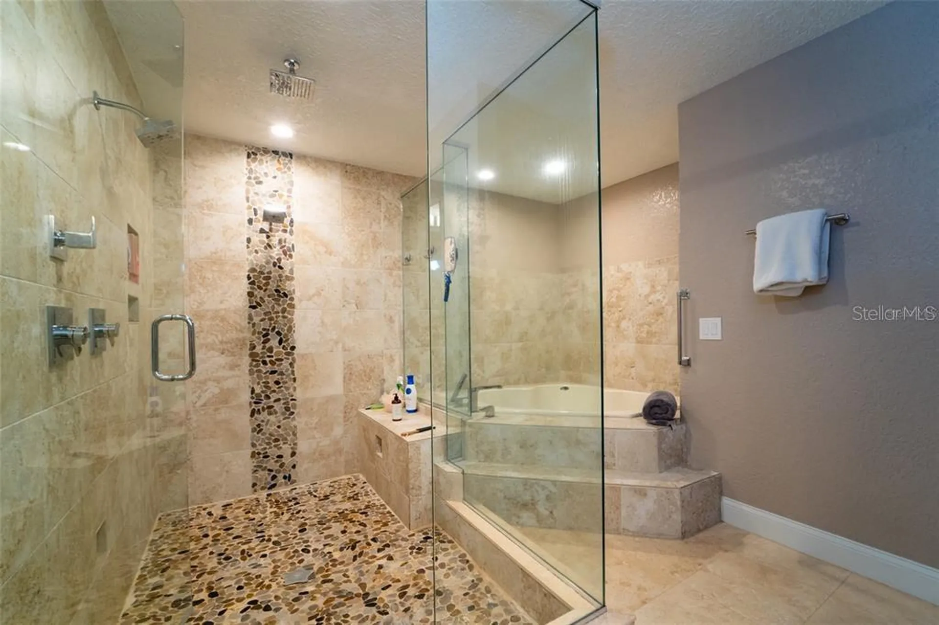 4627 Woodlot Court Orlando FL 32835