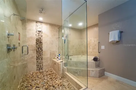 4627 Woodlot Court Orlando FL 32835