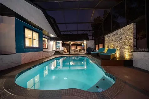 4627 Woodlot Court Orlando FL 32835