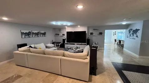 4627 Woodlot Court Orlando FL 32835