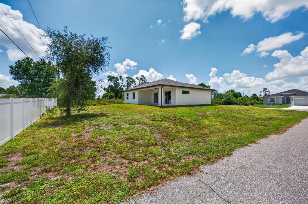 12462 Deepwoods Avenue Port Charlotte FL 33981