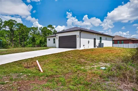 12462 Deepwoods Avenue Port Charlotte FL 33981