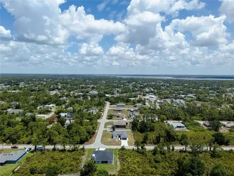 12462 Deepwoods Avenue Port Charlotte FL 33981