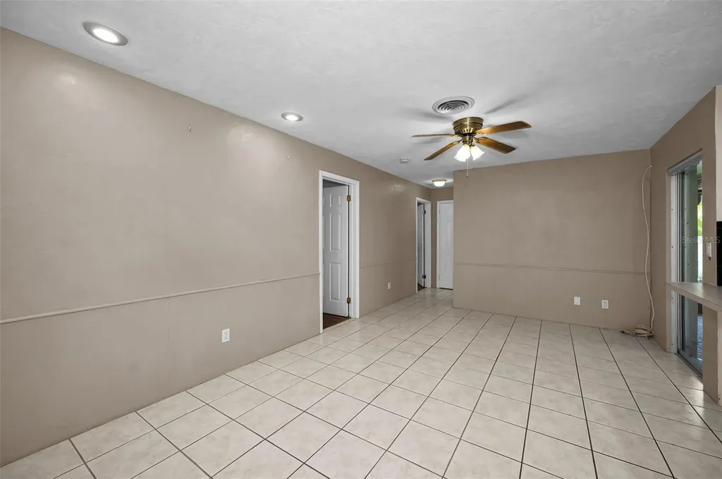 9083 Briarwood Drive Seminole FL 33772
