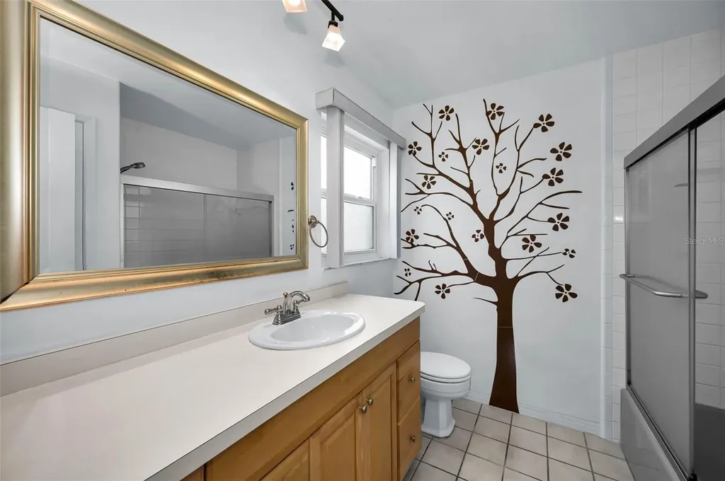 9083 Briarwood Drive Seminole FL 33772