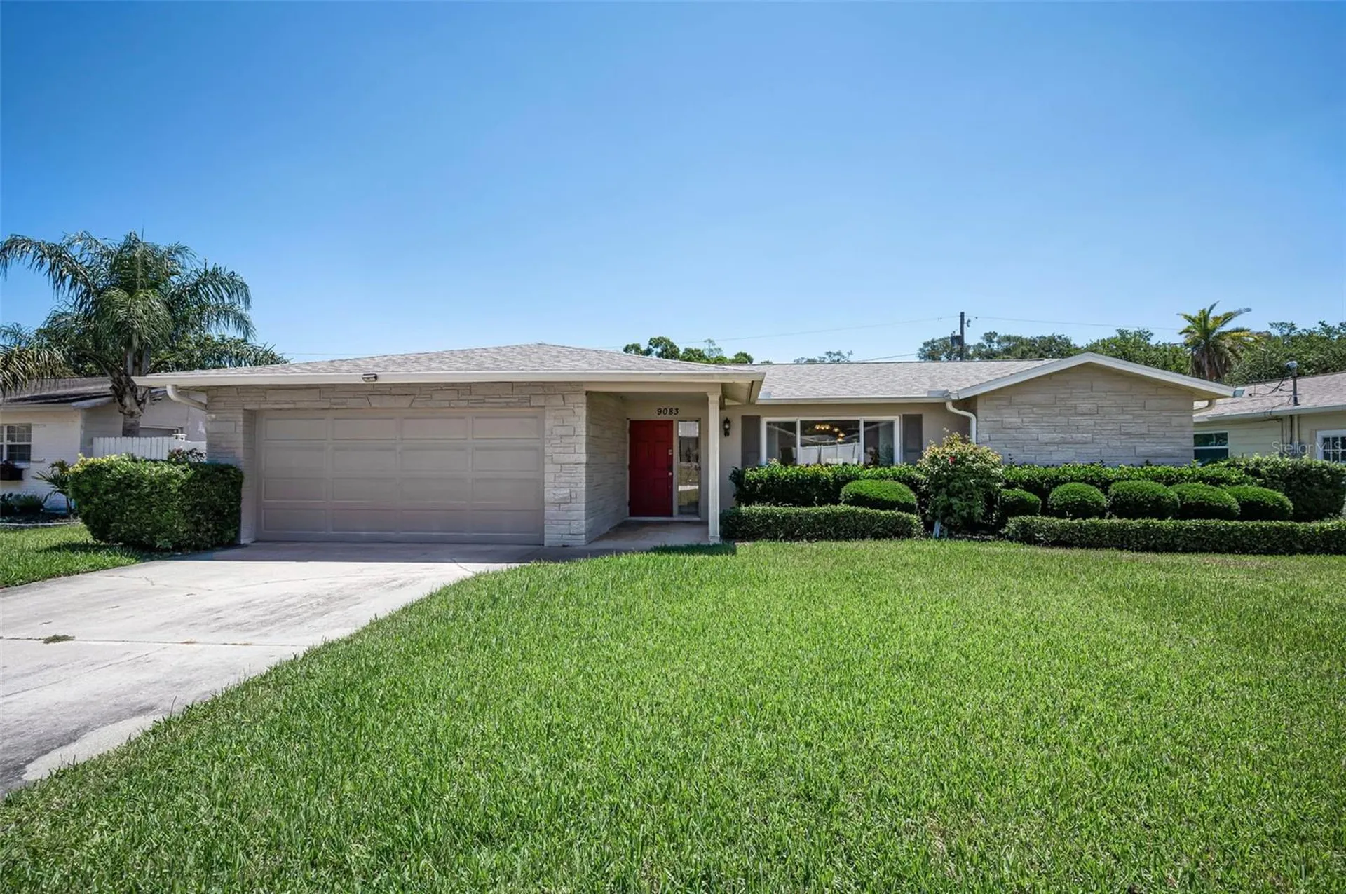 9083 Briarwood Drive Seminole FL 33772