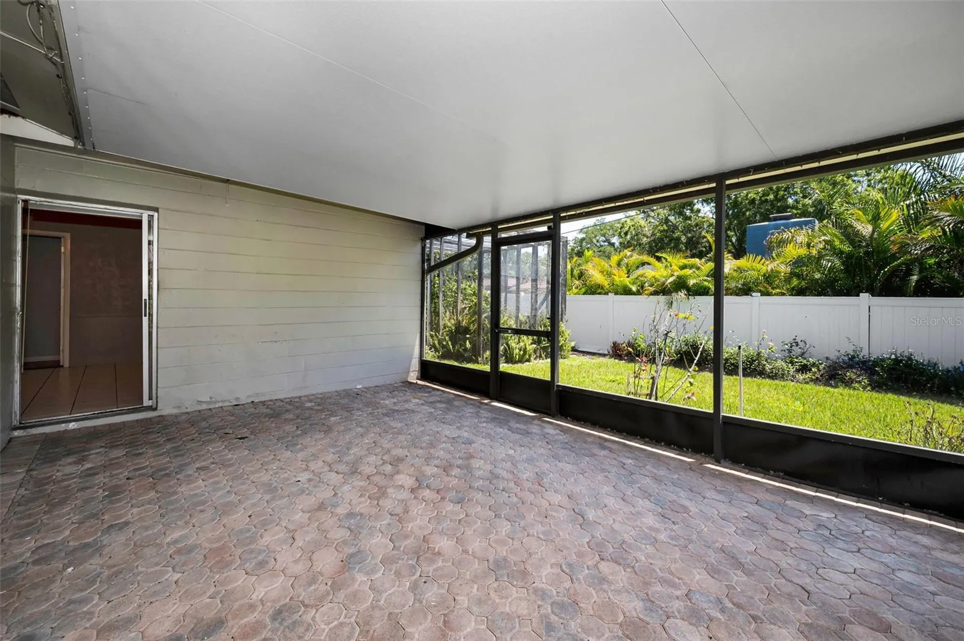 9083 Briarwood Drive Seminole FL 33772