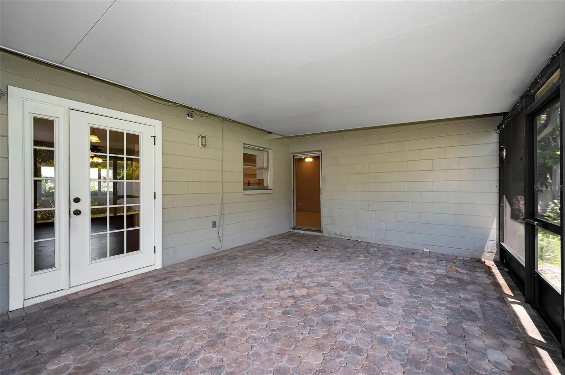 9083 Briarwood Drive Seminole FL 33772