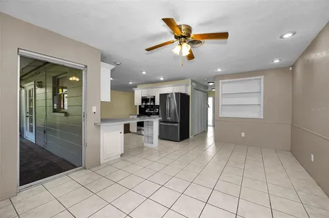 9083 Briarwood Drive Seminole FL 33772