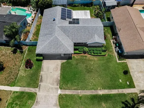 9083 Briarwood Drive Seminole FL 33772