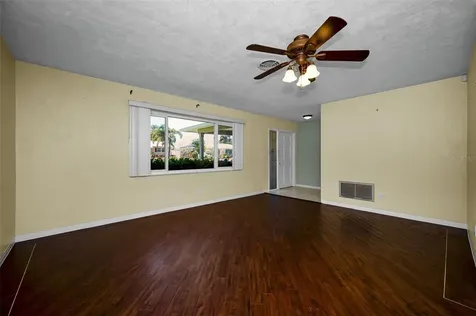 9083 Briarwood Drive Seminole FL 33772