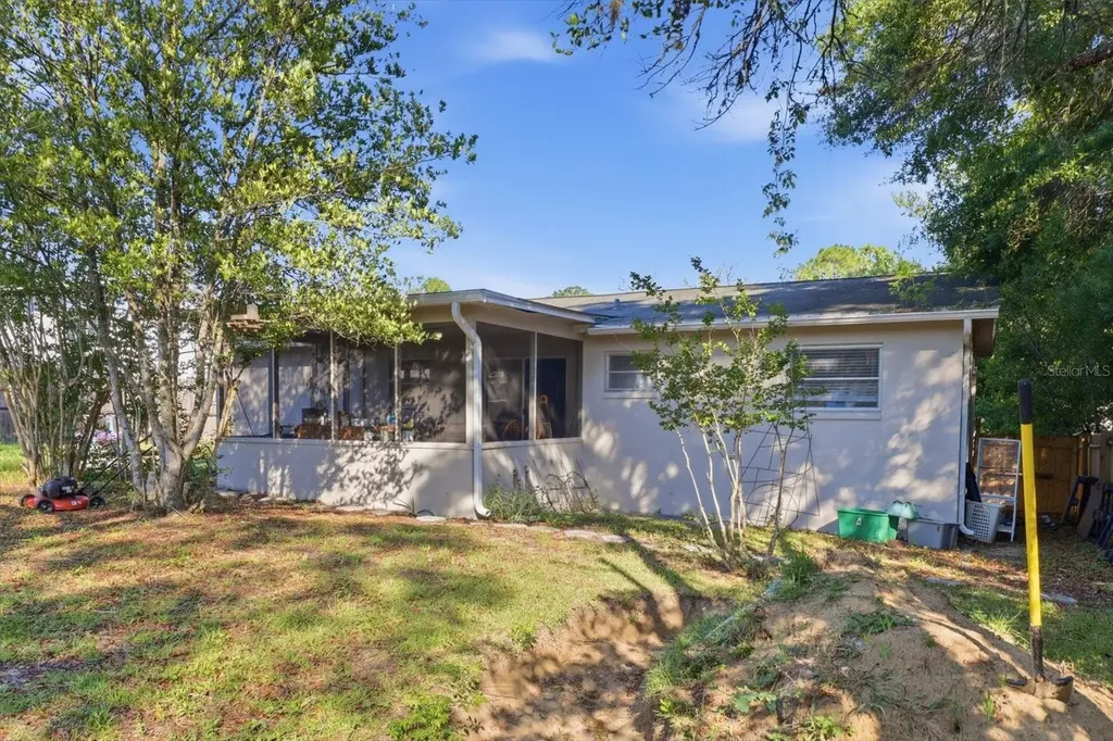 56 S Columbus Street Beverly Hills FL 34465